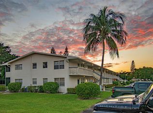 235 Kent Ter N #235, West Palm Beach, FL 33407