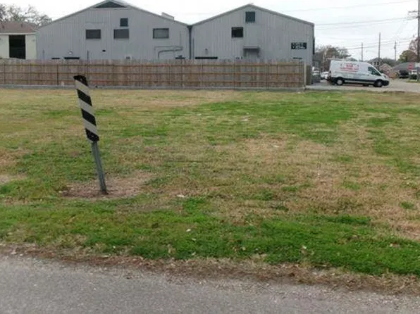 746 Carrollton Ave, Metairie, LA 70005