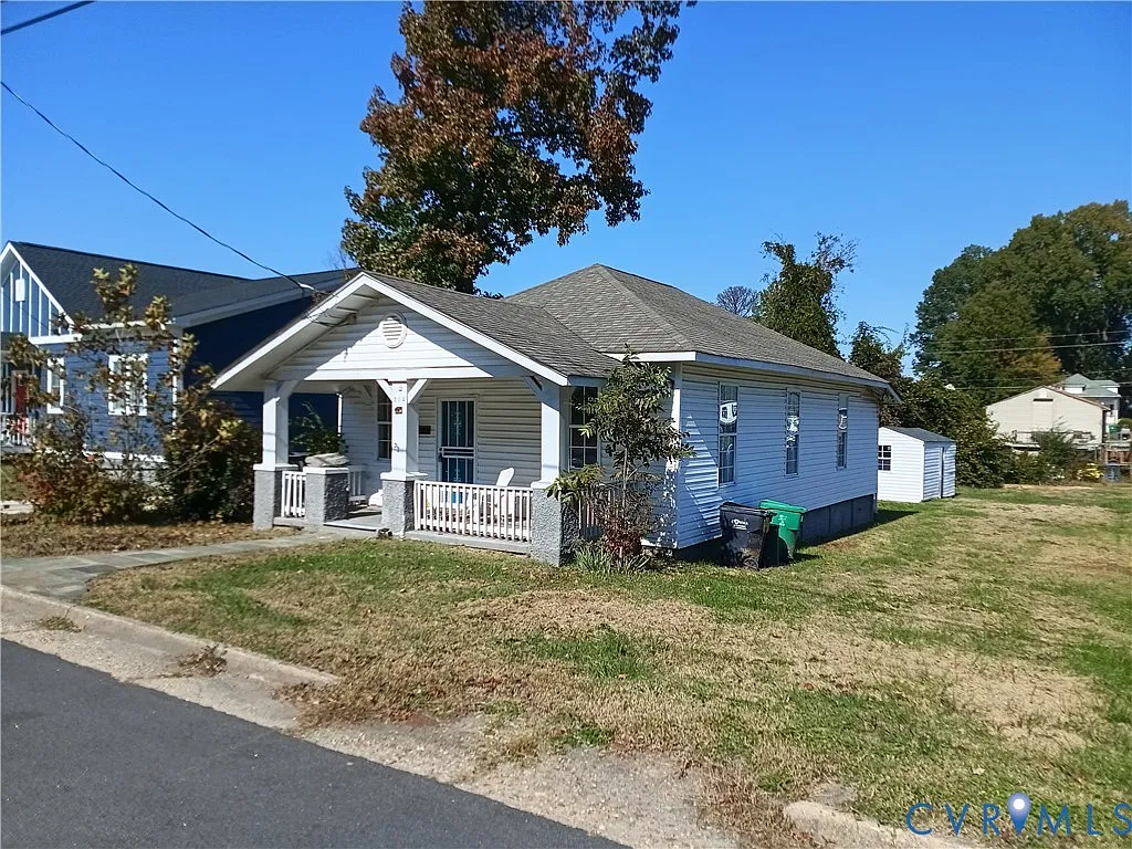 3 bed, 2.0 bath, 1256 sqft, $2,150 — Photo 1