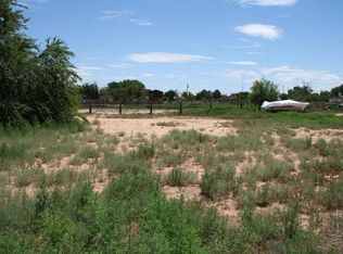 216 Sunnyslope St SW, Albuquerque, NM 87105