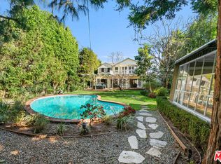 523 Avondale Ave, Los Angeles, CA 90049