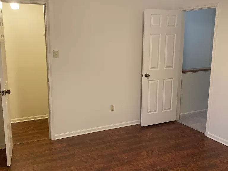 304 Rayburn St — Photo 10