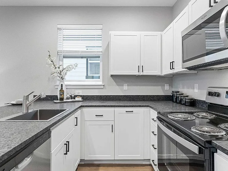 2399 Strong Heights Ln SE — Photo 25