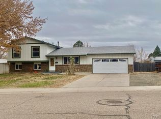 4 Briargate Ter, Pueblo, CO 81001