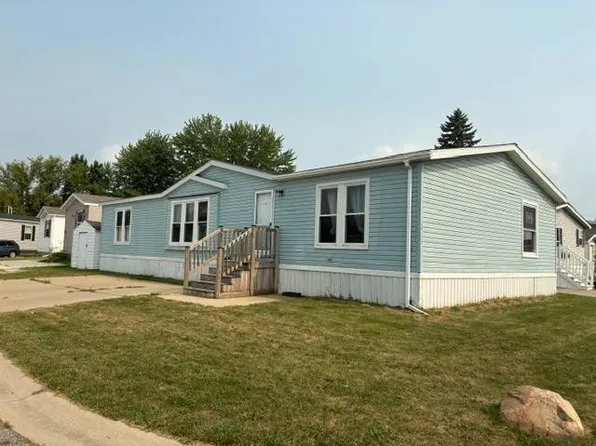 59132 Brandywine St, New Haven, MI 48048