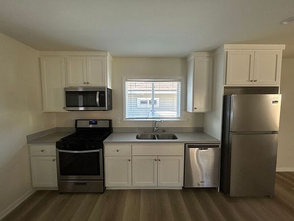 5th image of 10038 Tujunga Canyon Blvd #12