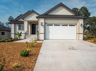 430 Tehuacan Rd, Ukiah, CA 95482