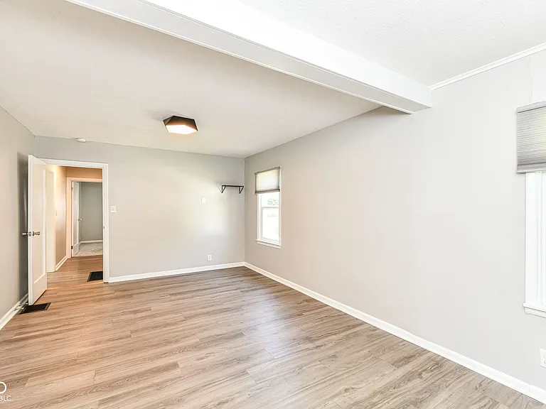 5301 Evanston Ave — Photo 18