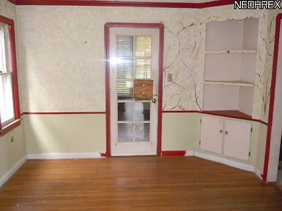 5th image of 4706 W 157th St