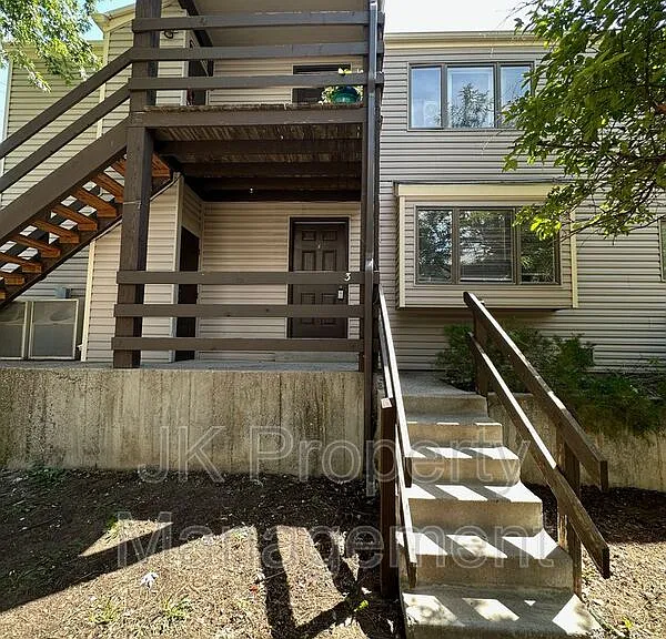401 50th St S #3 — Photo 3
