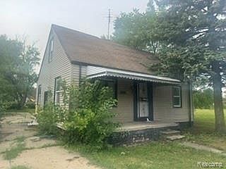 3rd image of 19599 Joann St