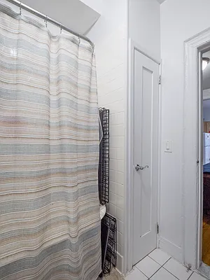 Rented by City Connections Realty | media 12