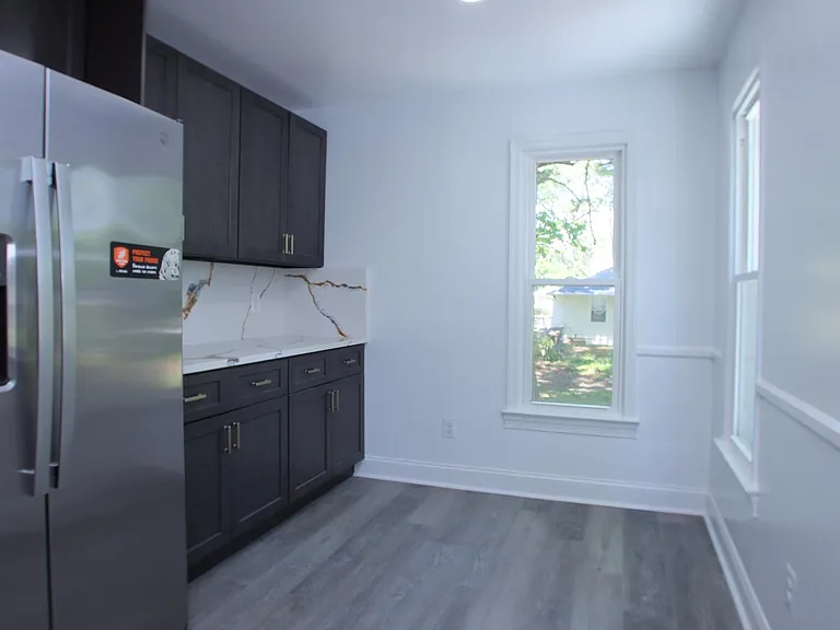 2608 Holly Dr — Photo 26