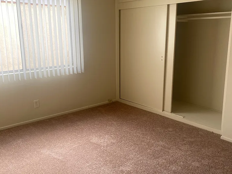 12405 Weddington St #16 — Photo 6
