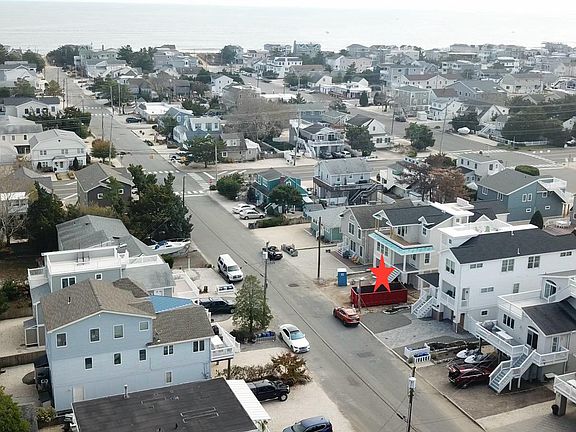 3rd image of 218 N 19th St