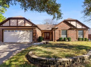 7520 Meadowview Ter, North Richland Hills, TX 76182