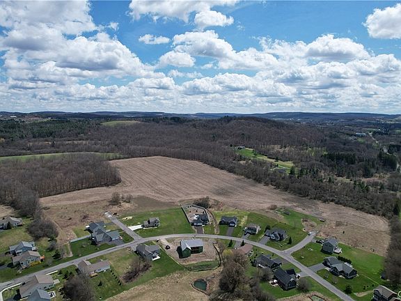 4th image of Gregg Ln Lot 3