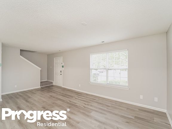 5th image of 12239 Stewarts Crossing Dr