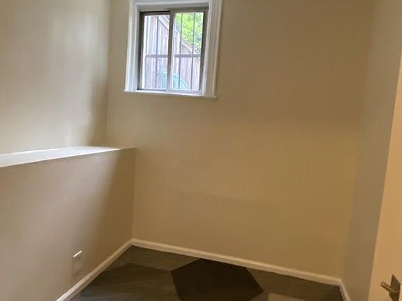 5th image of 291 Henry St APT 1