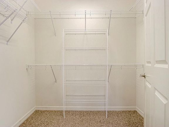 5th image of 55 Emerson Plz E APT 209