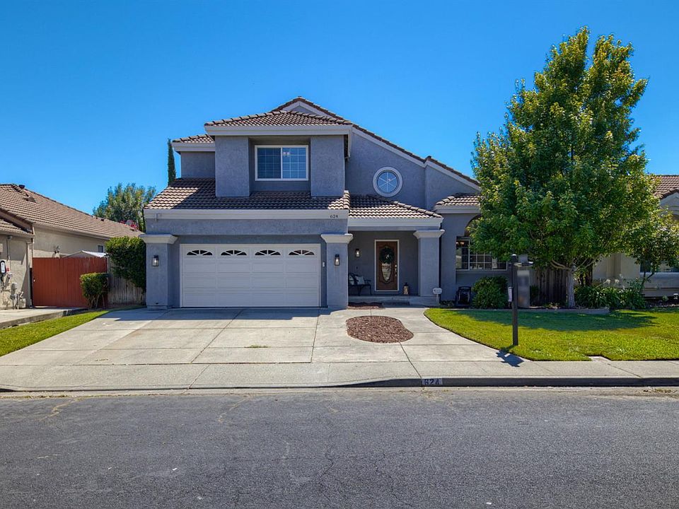1st image of 624 Roscommon Place