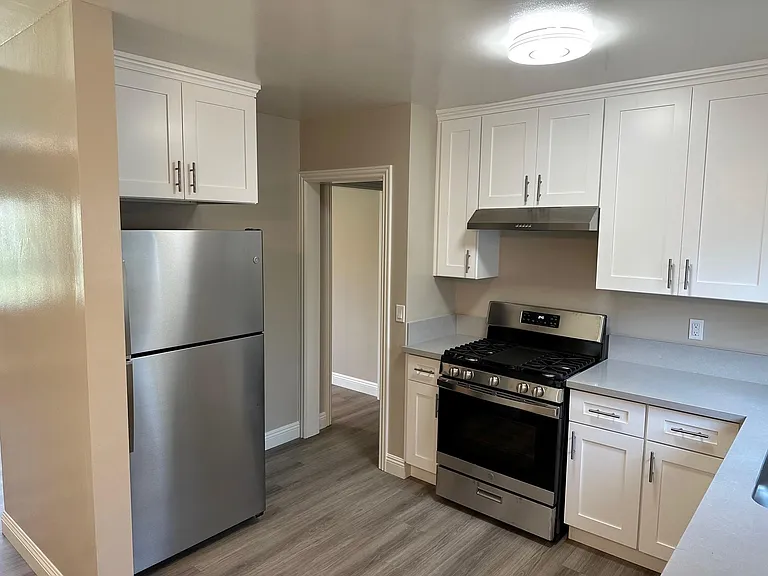 5235 Acacia St — Photo 7