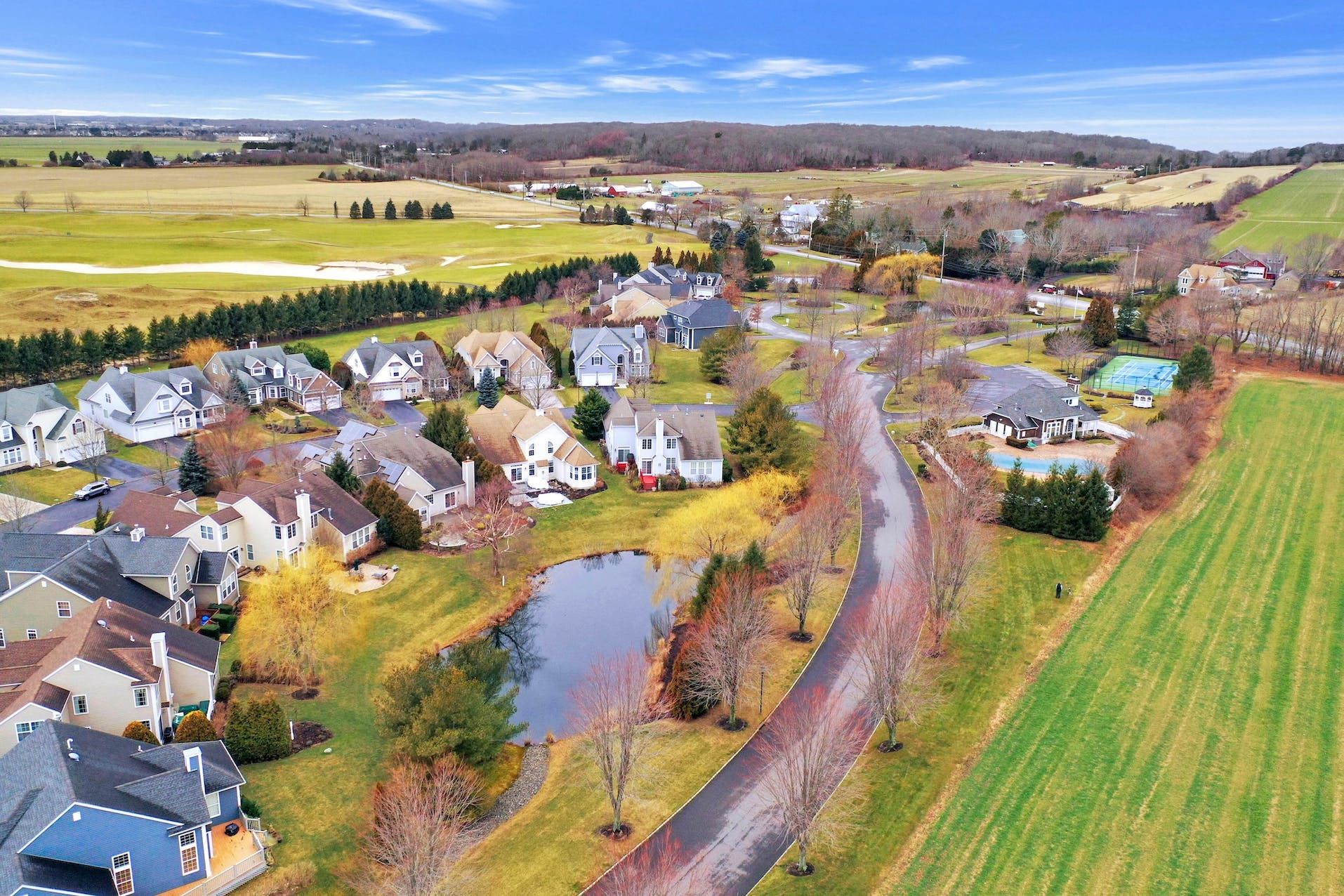 34 Wake Robin Ln, Riverhead, NY 11901 Out East