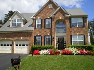 46894 Wesleyan Ct, Sterling, VA 20164