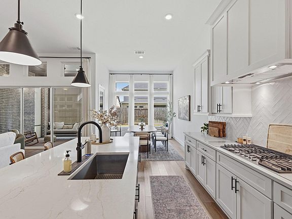 5th image of 32014 Crested Knoll Ct