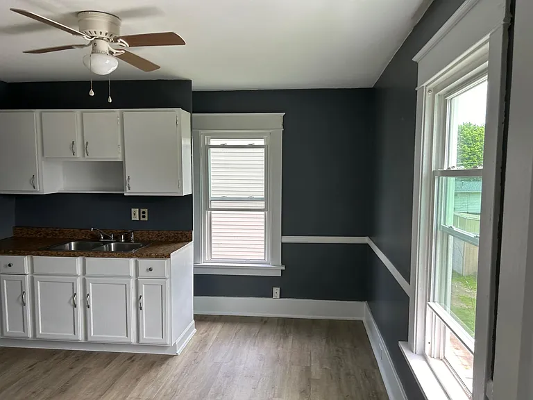 3121 W 26th St #3 — Photo 9