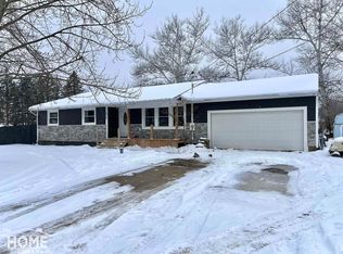 215 Stanley Dr, Corunna, MI 48817