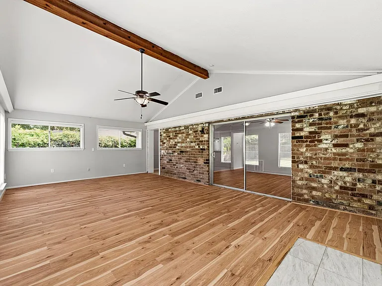 3507 Lake Ridge Bnd — Photo 10
