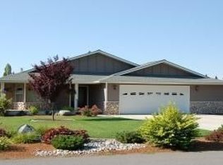 576 W Dakota Ave, Hayden, ID 83835