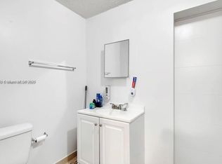 7420 SW 31st St, Miami, FL 33155