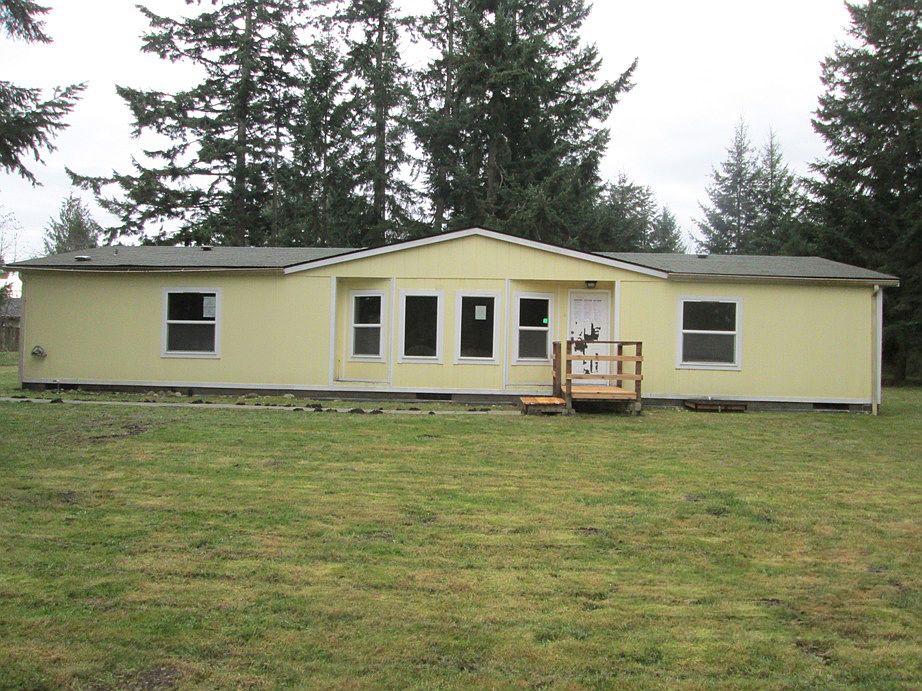 1st image of 3606 187th St E