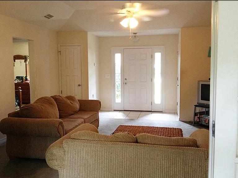 7558 Elizabeth Dr — Photo 13