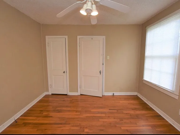 3812 Swanee St — Photo 4