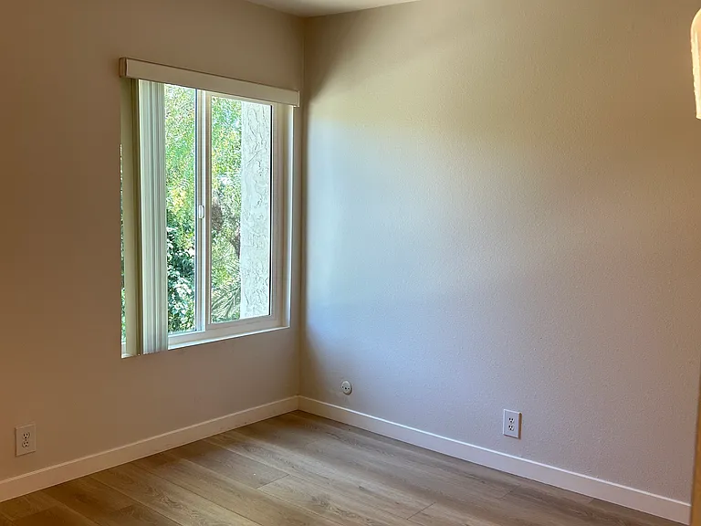90 Aliso Ln #90 — Photo 5