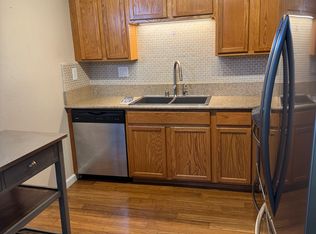 300 Glenwood Cir APT 193, Monterey, CA 93940