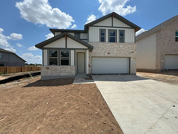 306 Kays Path Interior Image 4