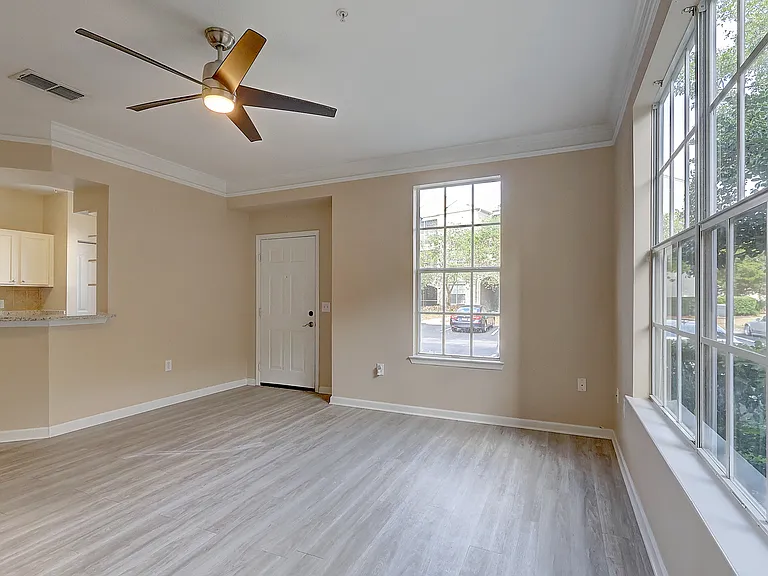 12914 Penn Station Ct #101 — Photo 37