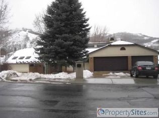 1920 Ridgehill Dr, Bountiful, UT 84010