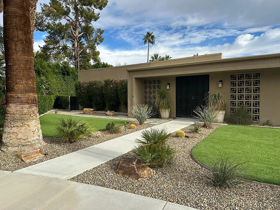 1580 Rojo Cir