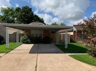 5030 Reno Dr, Pasadena, TX 77505