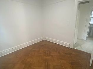 847 E 10th St #1R, Brooklyn, NY