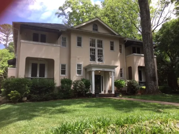 916 Bromley Rd, Charlotte, NC