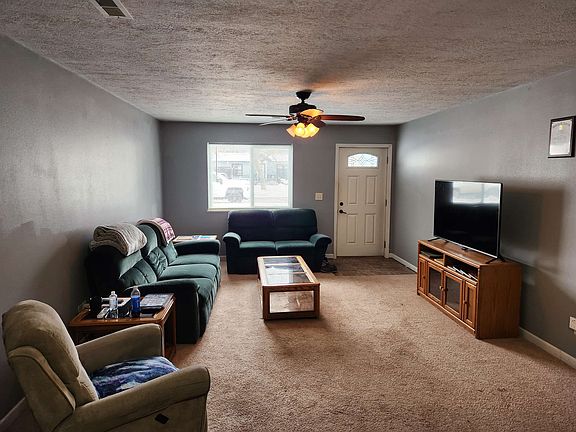 3rd image of 310/314 Church St