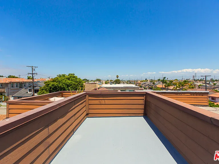 2320 Clark Ln #2 — Photo 21