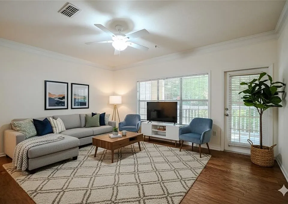4007 Westchester Rdg NE