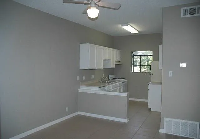 3206 King St #202 — Photo 3